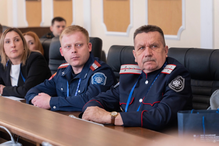 В Академии войск национальной гвардии состоялась выездная секция  Всероссийского форума образовательных организаций кадетской направленности