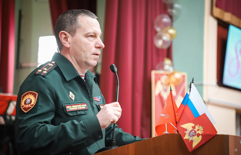 "Для наших прекрасных дам" - в преддверии Международного женского дня в Военной академии Росгвардии прошёл праздничный концерт