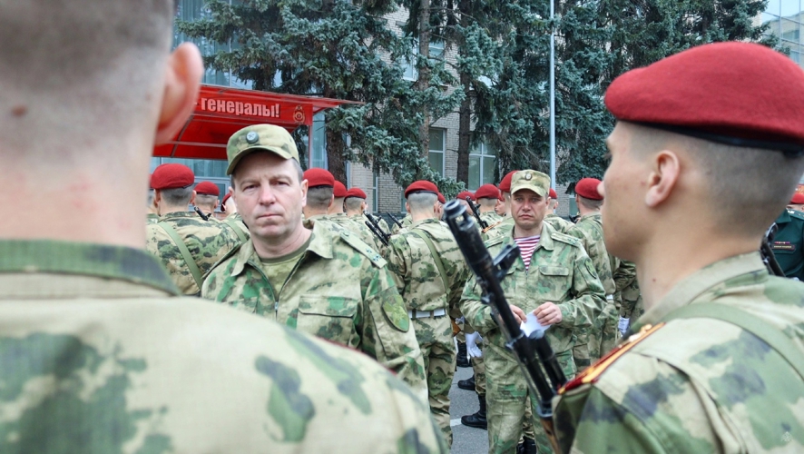 В Военной академии Росгвардии состоялся смотр парадного расчета