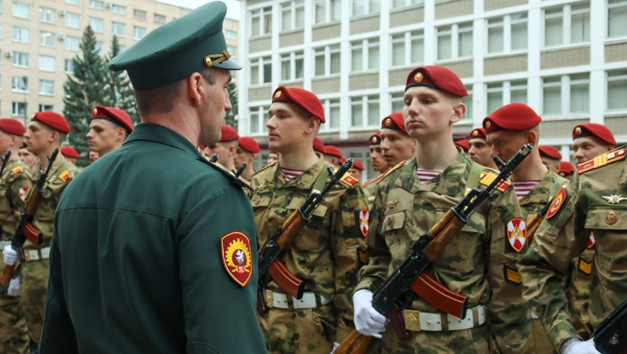 В Военной академии Росгвардии состоялся смотр парадного расчета