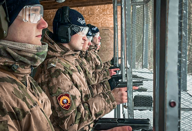 КУРСАНТЫ ВЫПУСКНОГО КУРСА ФАКУЛЬТЕТОВ (ВОЕННО-ПОЛИТИЧЕСКОЙ РАБОТЫ И КОМАНДНОГО) ПРИСТУПИЛИ К СДАЧЕ ЭКЗАМЕНА ПО ОГНЕВОЙ ПОДГОТОВКЕ