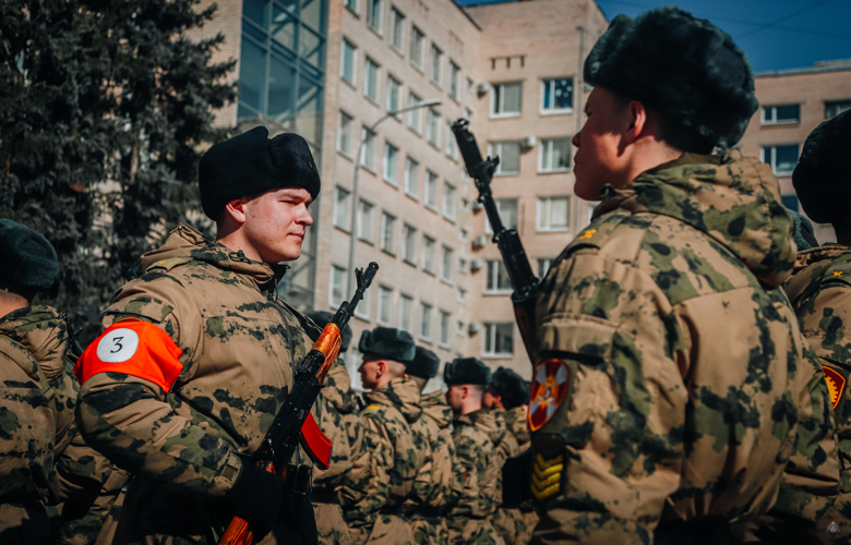 В Санкт-Петербурге состоялась тренировка парадного расчета Росгвардии