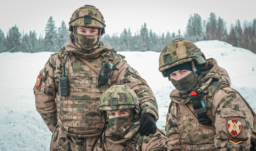 Несмотря на затянувшуюся весну, учебный процесс в Военной академии Росгвардии не прекращается ни на минуту
