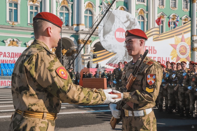 "Говорит и показывает город - Герой Ленинград!", - в Санкт-Петербурге состоялся Парад Победы - 2025