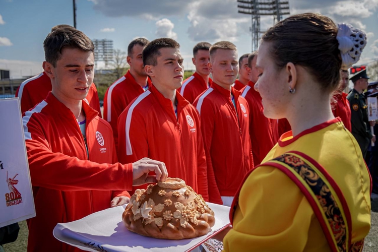 В Санкт-Петербурге состоялась церемония открытия Международного турнира по Регби-7