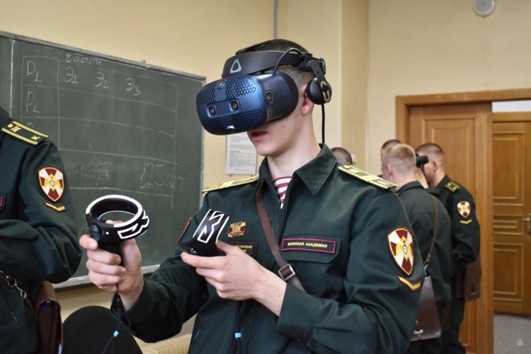 В Санкт-Петербургском политехническом университете Петра Великого прошли занятия с курсантами 1 курса факультета командного