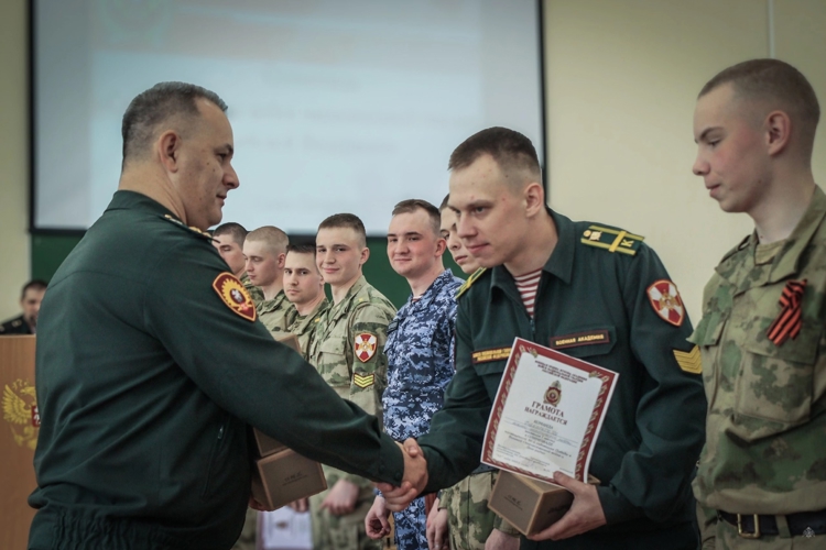 Без связи нет победы