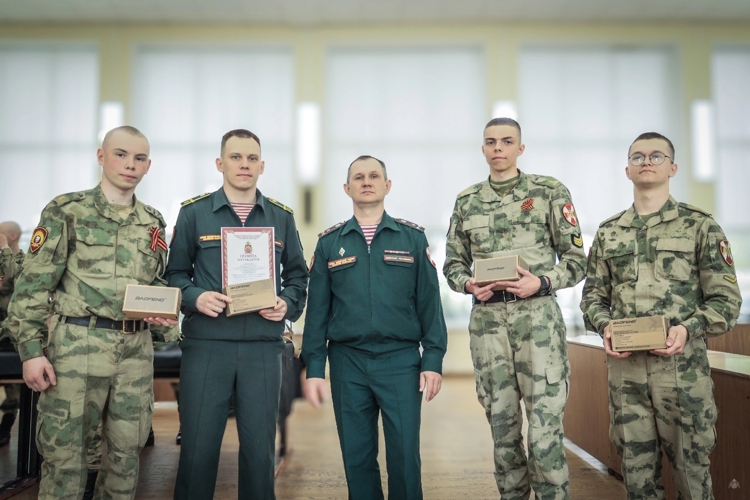 Без связи нет победы