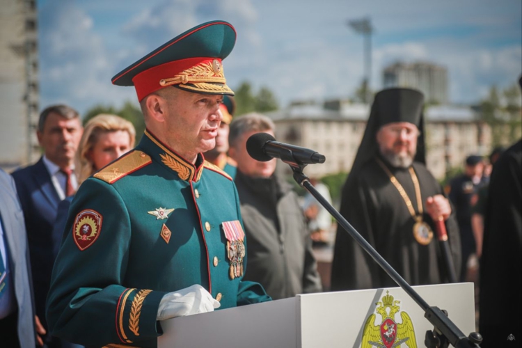 Первый выпуск офицеров Военной ордена Жукова академии войск национальной гвардии Российской Федерации состоялся в Санкт-Петербурге