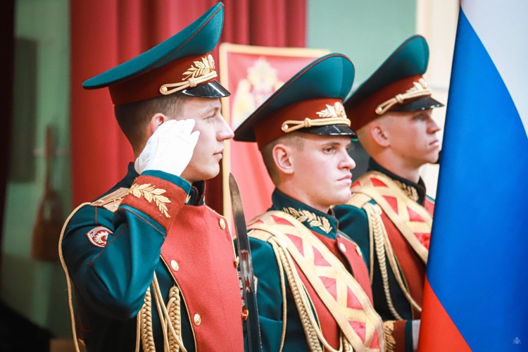В клубе Академии войск национальной гвардии состоялся торжественный вечер чествования военнослужащих, увольняемых в запас