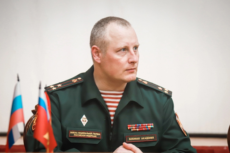 Представители духовенства, отвечающие за взаимодействие с Росгвардией, посетили Академию войск национальной гвардии с рабочим визитом 