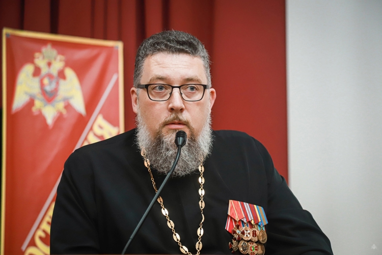 Представители духовенства, отвечающие за взаимодействие с Росгвардией, посетили Академию войск национальной гвардии с рабочим визитом 