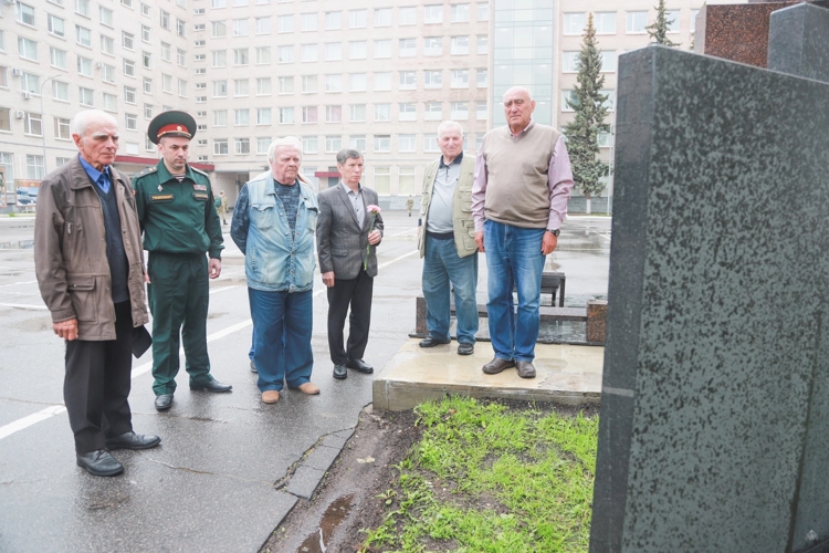 Ветераны Академии войск национальной гвардии почтили память Героя Советского Союза Михаила Владимировича Ашика 