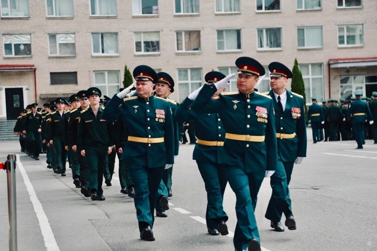 Виват выпускникам!