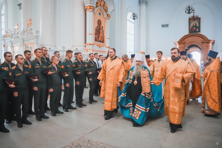 Воскресенский Смольный собор  отметил 190-летие с момента своего освящения