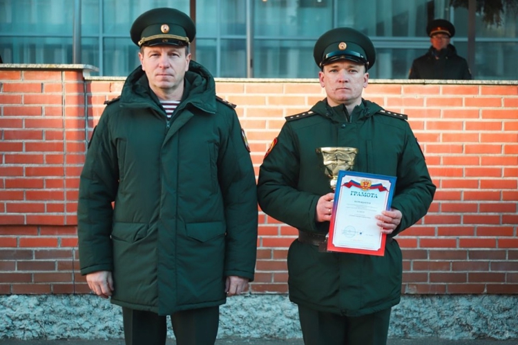 В военной академии Росгвардии подведены итоги конкурса на «Лучшего старшину подразделения».