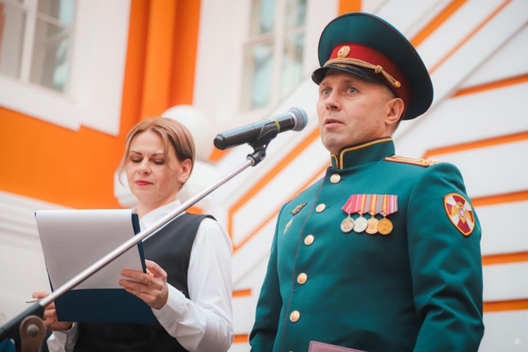 Военная академия Росгвардии обеспечила церемониал клятвенного обещания кадет