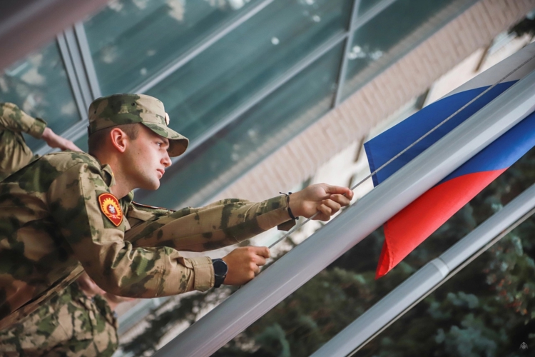 День знаний торжественно встретили в Академии войск национальной гвардии