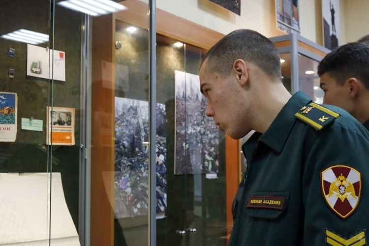 Курсанты Военной академии Росгвардии приняли участие в круглом столе, посвященном памяти блокадного Ленинграда