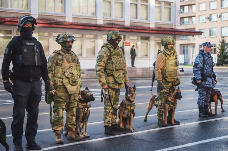 Более 400 школьников и кадет посетили День открытых дверей в Военной академии Росгвардии 