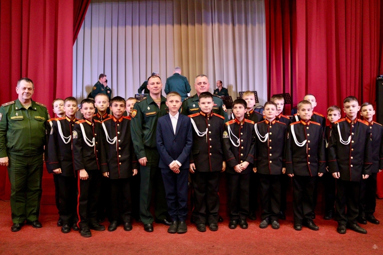 Богам войны посвящается