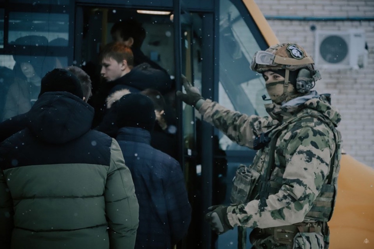 Что делать, если в школе террористы? 