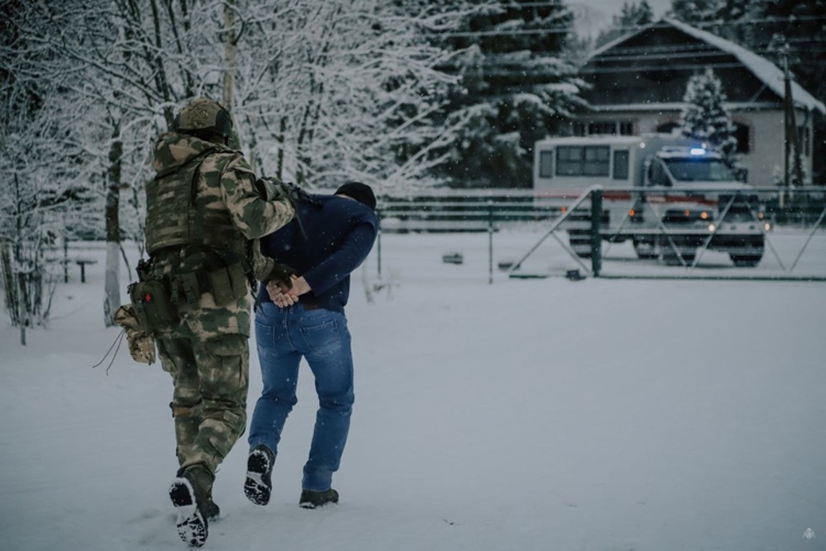 Что делать, если в школе террористы? 