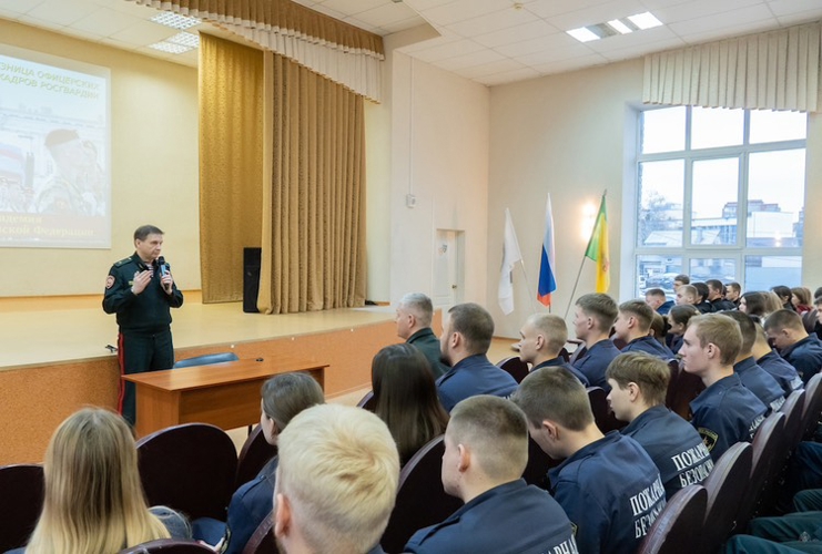 ГЕНЕРАЛ-МАЙОР АНДРЕЙ КИЙКО: "ПЕНЗЕНСКАЯ МОЛОДЕЖЬ ОБЛАДАЕТ БОЛЬШИМ ПОТЕНЦИАЛОМ ДЛЯ СЛУЖБЫ В РОСГВАРДИИ" 