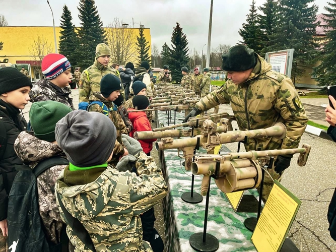 Курсанты Военной академии Росгвардии приняли участие в Дне призывника в Софринской бригаде оперативного назначения