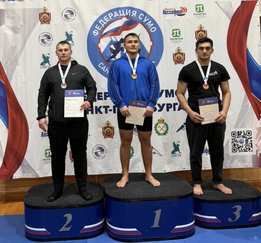 Высокие результаты в сумо и боксе