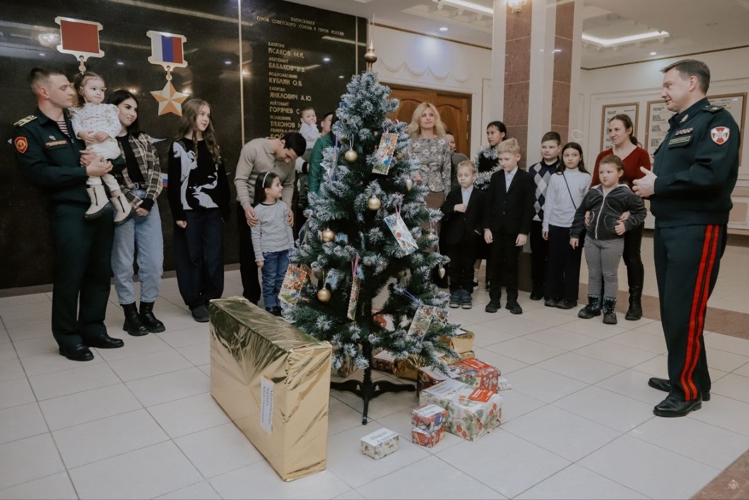 Благодаря "Елке желаний" исполнились детские мечты