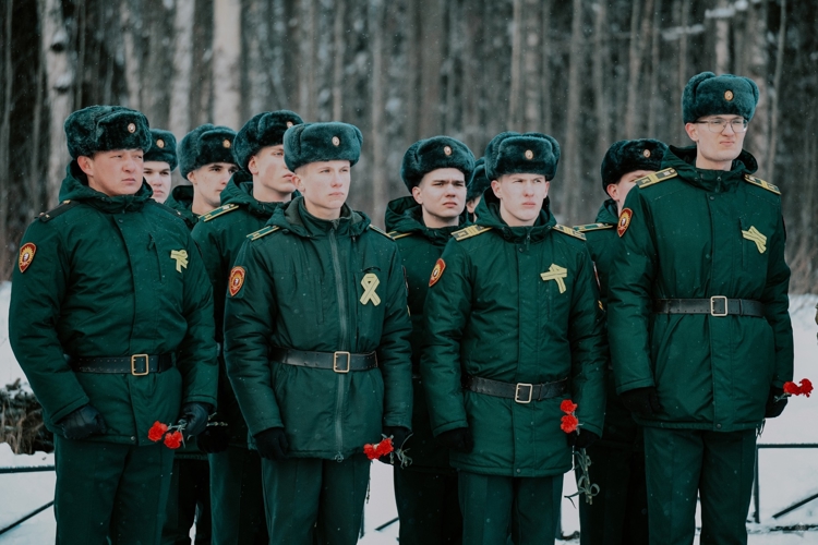 Памяти павших защитников Ленинграда посвящается