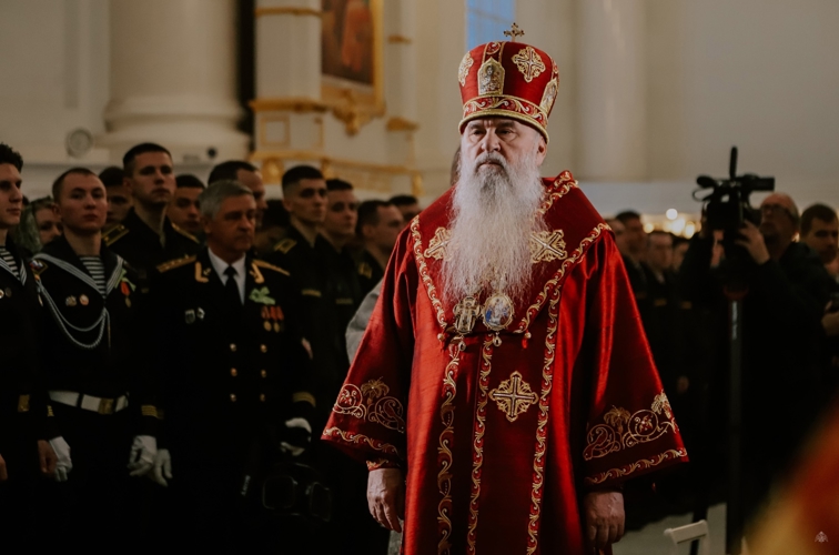 Татьянин день в Смольном соборе объединил курсантов и студентов Петербурга
