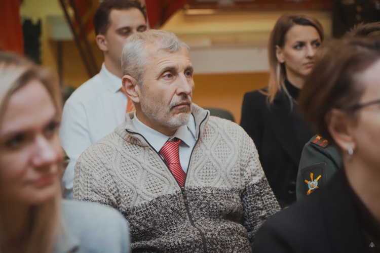 Первый выпуск преподавателей Красносельского района Санкт-Петербурга, прошедших курсы подготовки "Зарница 2.0" торжественно прошёл в Военной академии Росгвардии