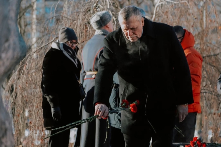 В Санкт-Петербурге росгвардейцы почтили память россиян, исполнявших служебный долг за пределами Отечества