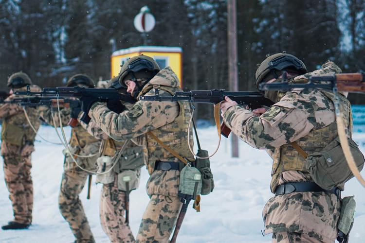 На линии огня: стрельбы батальона обеспечения учебного процесса Военной академии Росгвардии