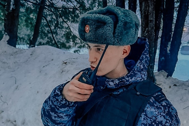 Курсанты Военной академии Росгвардии приняли участие в обеспечении безопасности «Лыжни России-2026» в Химках