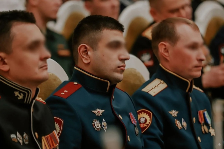 Ветеранов и военнослужащих Петербурга поздравили с грядущим Днем защитника Отечества