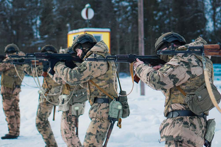  На линии огня: стрельбы батальона обеспечения учебного процесса Военной  академии Росгвардии