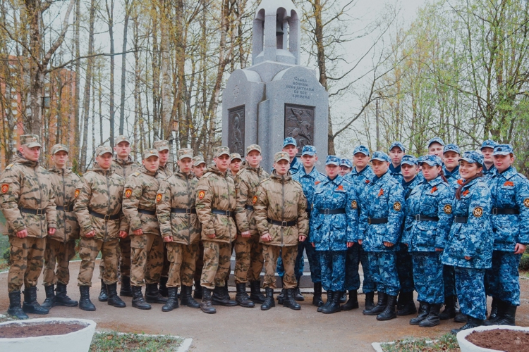 Традиционный субботник в госпитале для ветеранов войн: забота и уважение