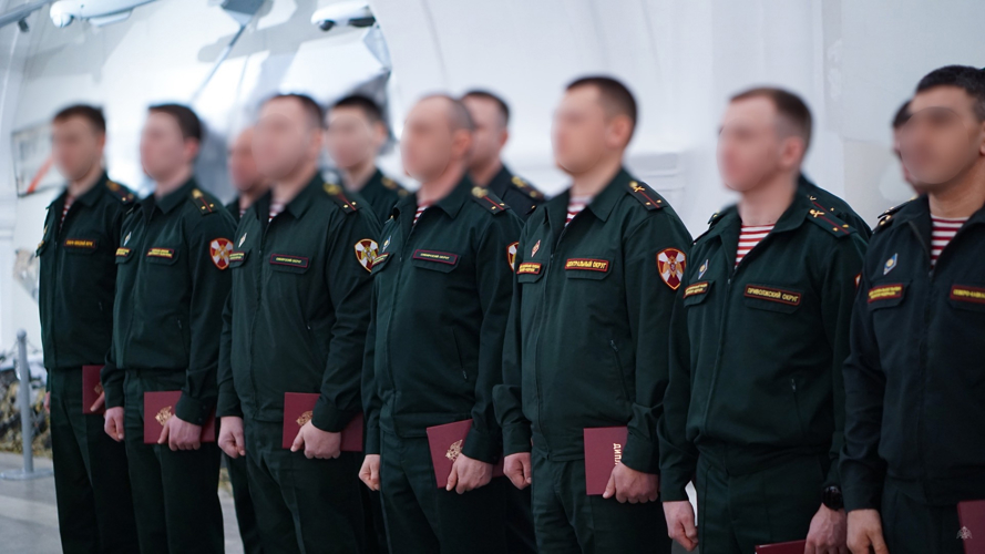 Историческое событие в стенах музея: Военная академия Росгвардии провела первый выпуск командиров артиллерийских взводов