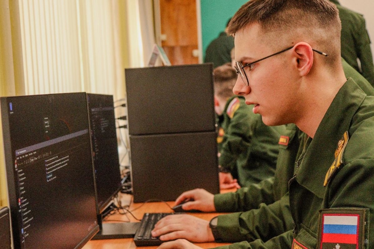 Межвузовская олимпиада по информационным технологиям собрала сильнейших курсантов Санкт-Петербурга!