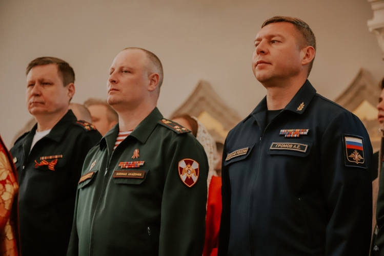 В Красносельском районе прошёл торжественный Крестный ход с иконой Святого Великомученика Георгия Победоносца