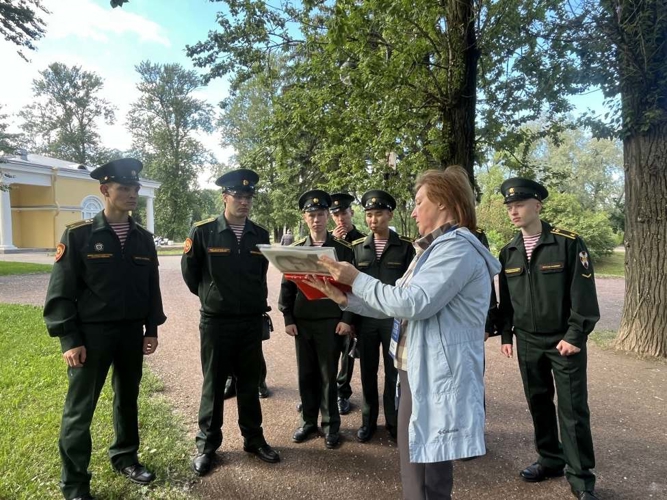 В МУЗЕЙНО-ВЫСТАВОЧНОМ ЦЕНТРЕ «РОССИЯ – МОЯ ИСТОРИЯ» ЗАВЕРШИЛОСЬ ОБУЧЕНИЕ КУРСАНТОВ ВОЕННОЙ АКАДЕМИИ ПО ПРОГРАММЕ «ЭКСКУРСИОННОЕ МАСТЕРСТВО»