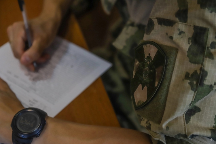 В военной академии Росгвардии прошел третий день абитуриентских сборов 