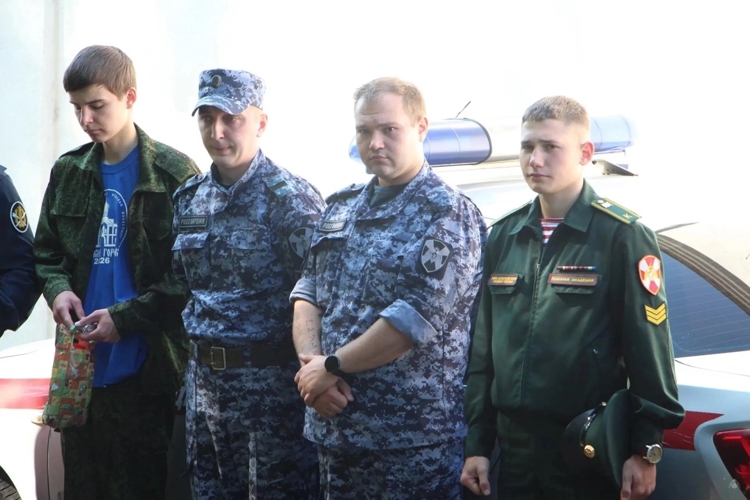 Курсант Военной академии войск национальной гвардии принял участие в  профориентационной встрече в Иверском городке