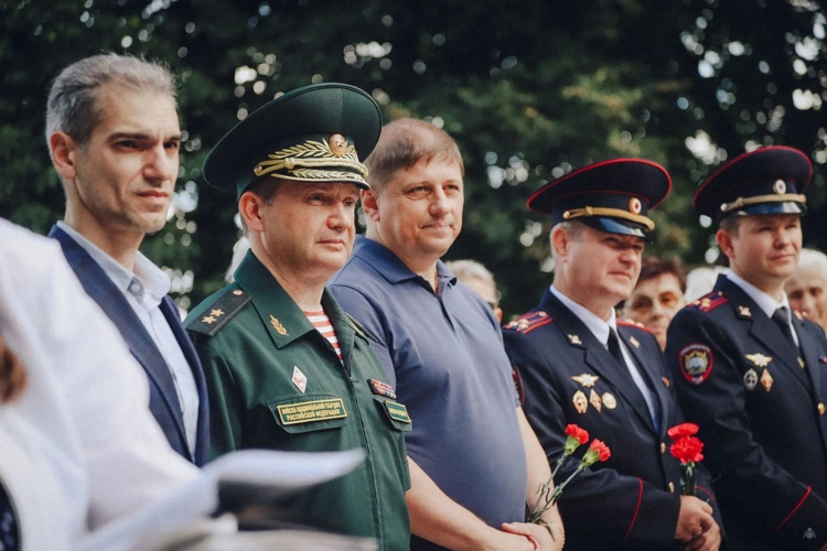 Вечная память защитникам Ленинграда