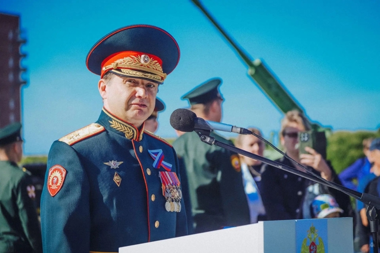 "Присяге будем верны!" - в День Государственного флага России состоялась торжественная церемония приведения к военной присяге военнослужащих БОУП Военной академии Росгвардии 