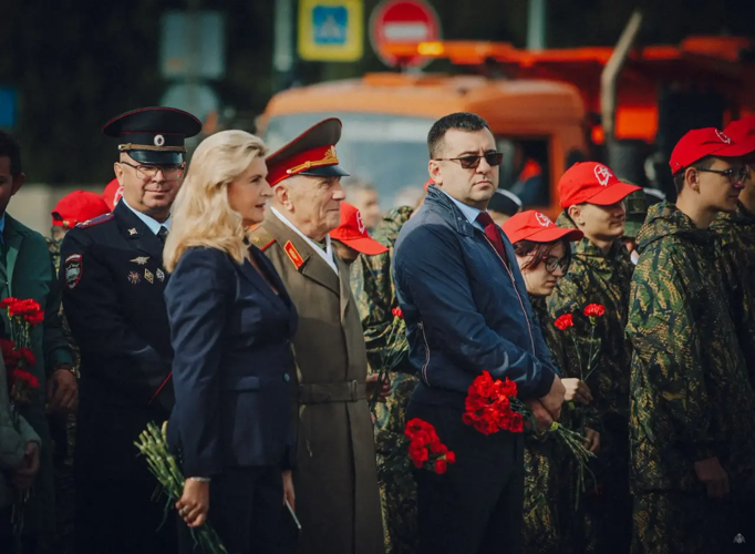 Вечная память защитникам Ленинграда!