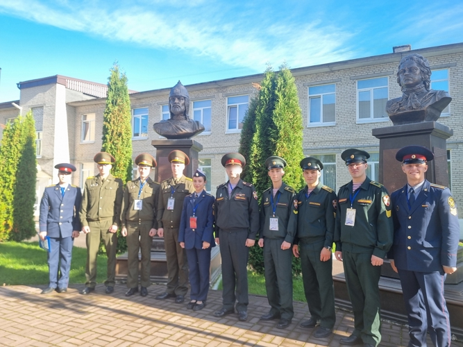 Курсанты факультета военно-политической работы приняли участие в Международном фестивале «Созвездие первых»
